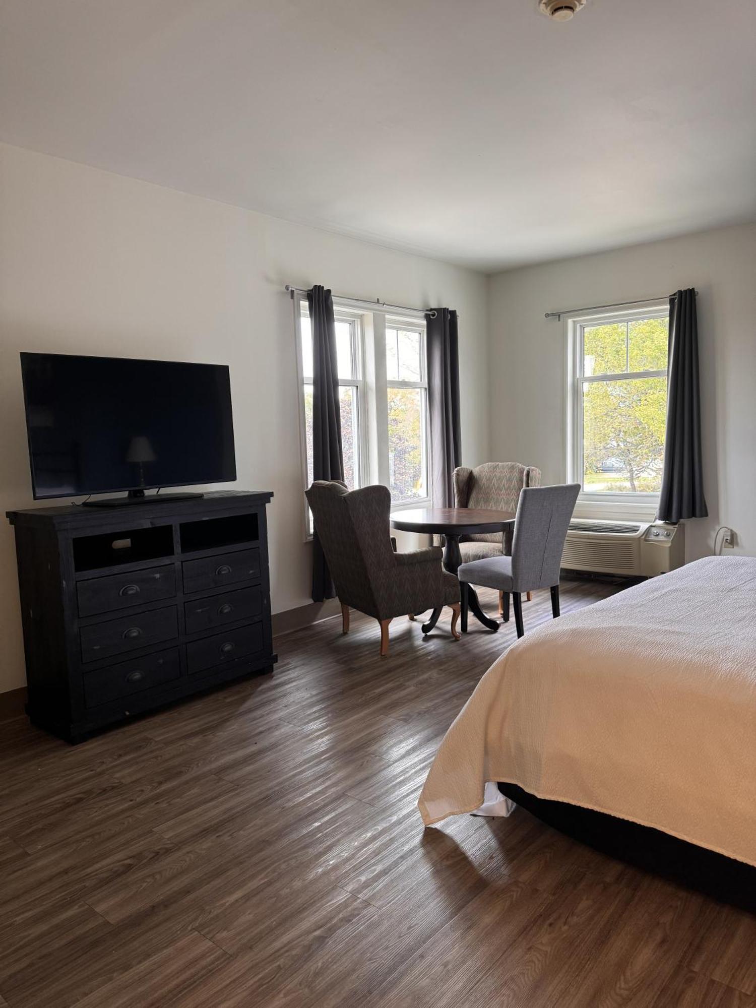 Stone Willow Inn Saint Marys エクステリア 写真